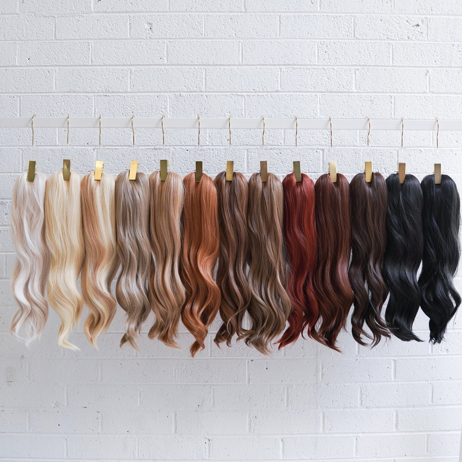 HOLLYWOOD Synthetic 24” Loose Curl Ponytail - Milk & Honey Wigs